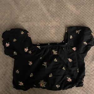 American Eagle crop top